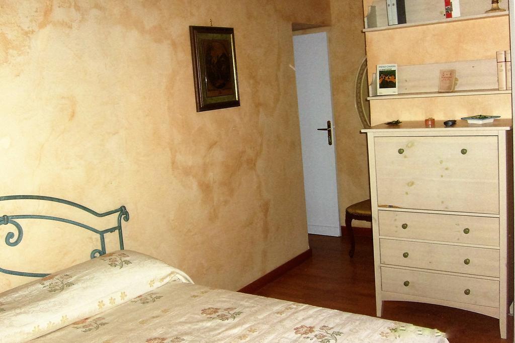 نابولي B&B Carolina Plebiscito R. المظهر الخارجي الصورة