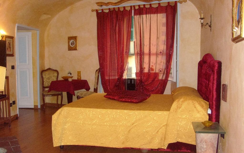 نابولي B&B Carolina Plebiscito R. المظهر الخارجي الصورة